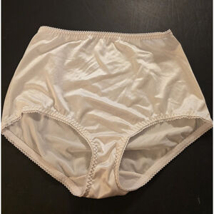 Vanity Fair Shiny Nylon Satin Panties XL Snow White 40301